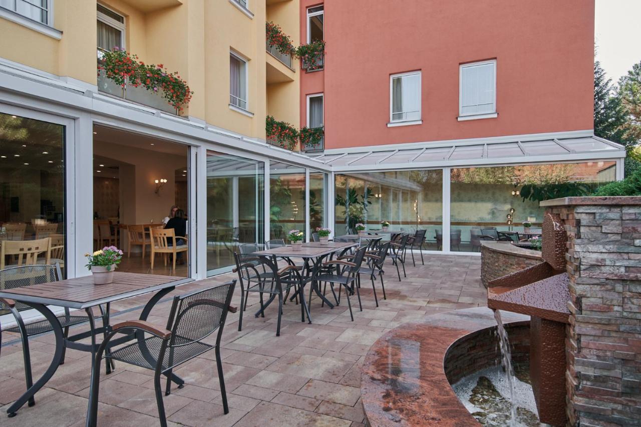Hotel Akademie A Depandance Jarmila 4*