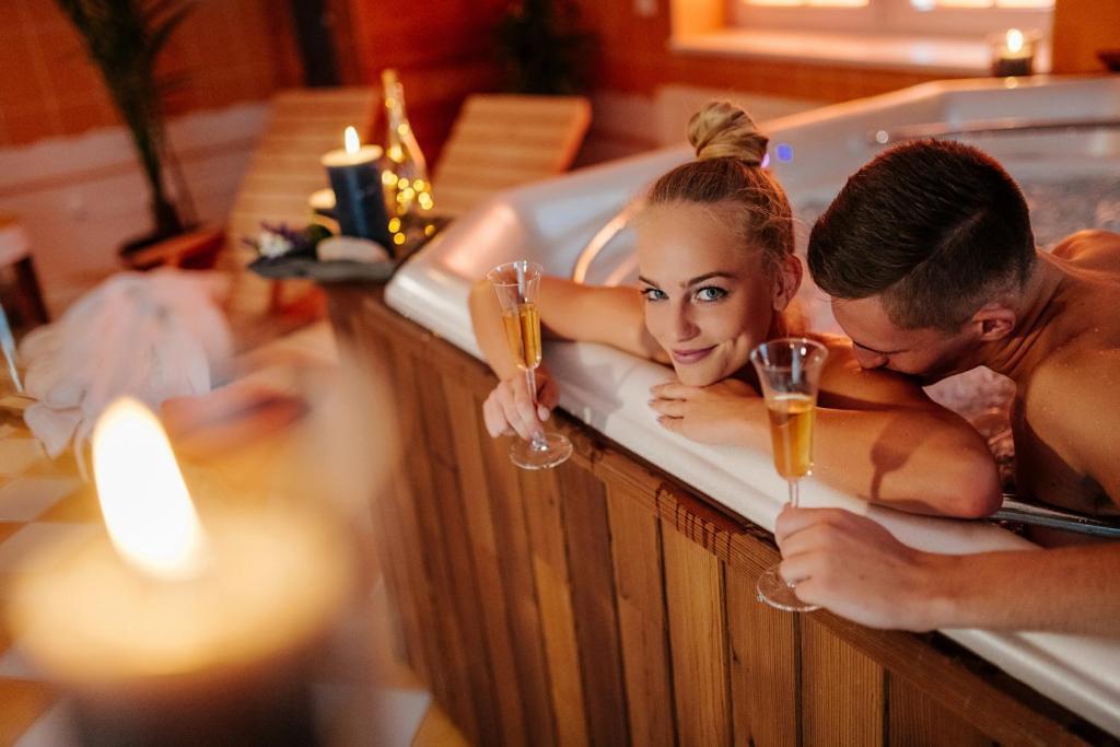 Akademie 4* Velké Bílovice